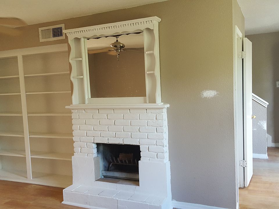 1st image of 1020 Marina Dr Unit A