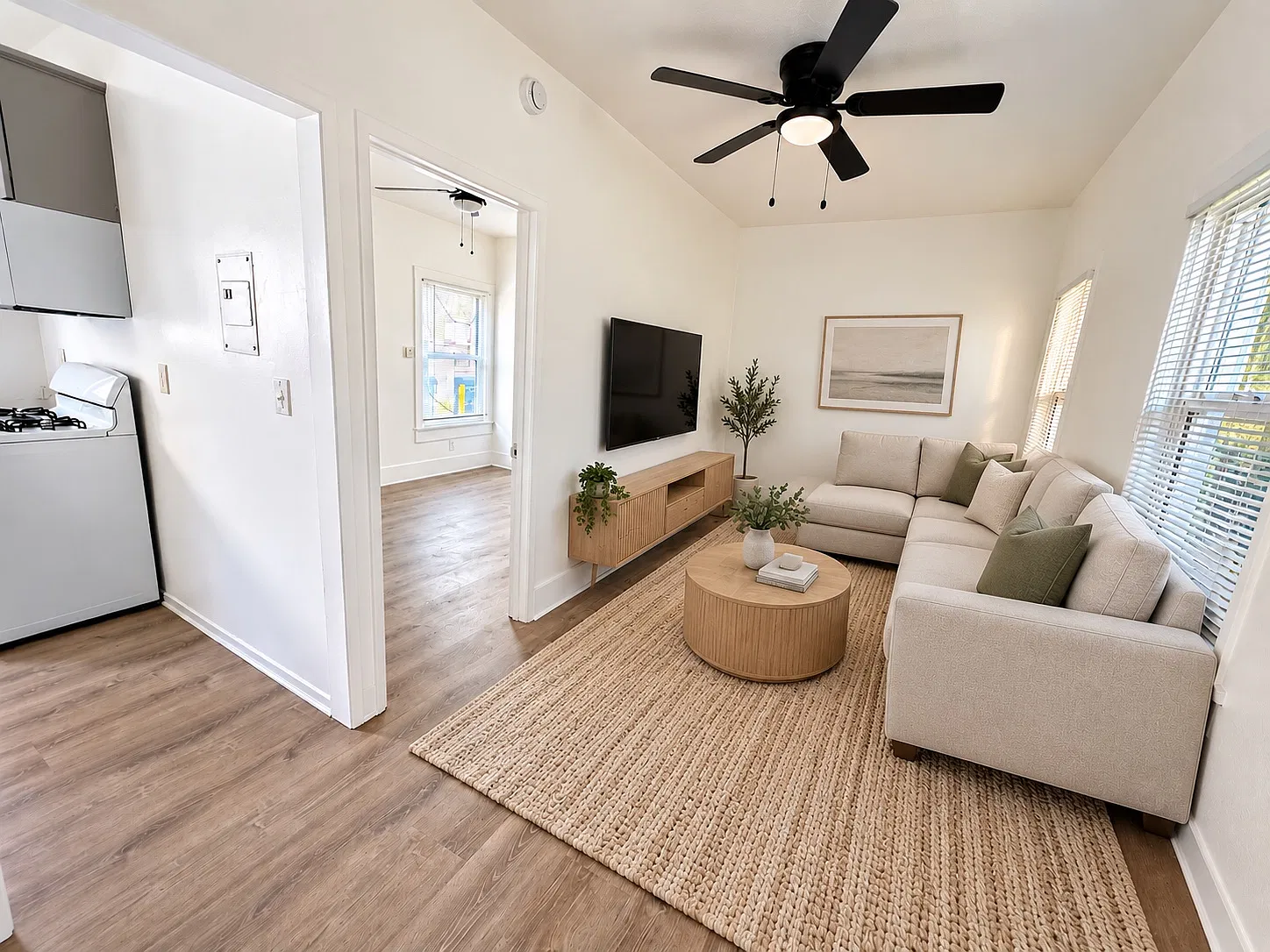 1 bed, 500 sqft, $1,695 — Photo 1