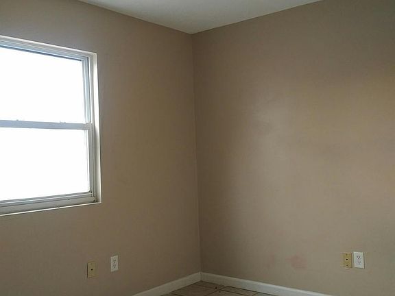 Bed room 1