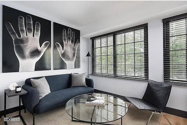 Rented by VRE | media 2