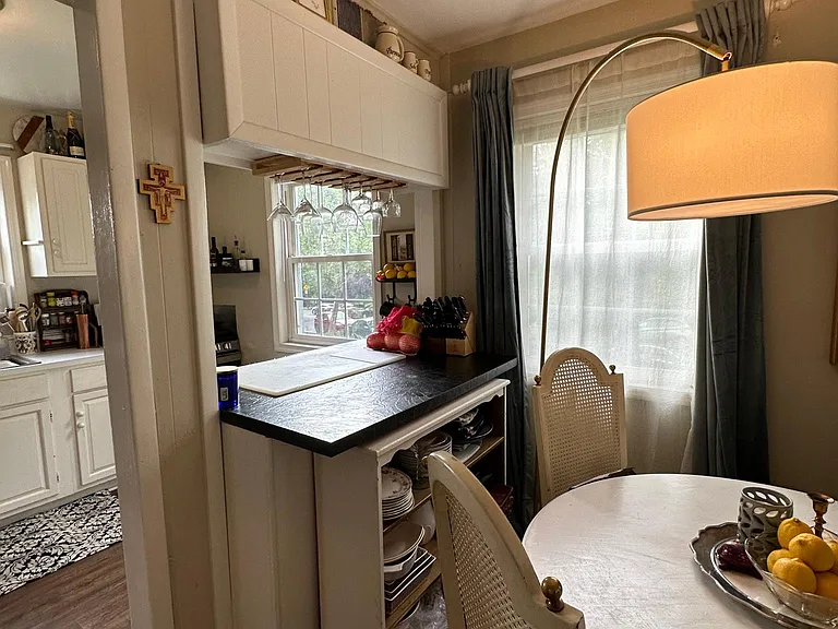 49 E Rosemont Ave — Photo 12