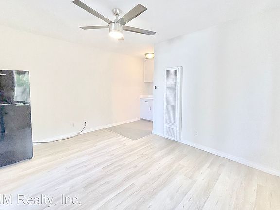 4th image of 11668 Idaho Ave #5A
