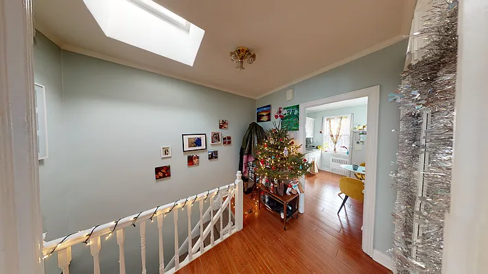 Rented by Compass | media 7