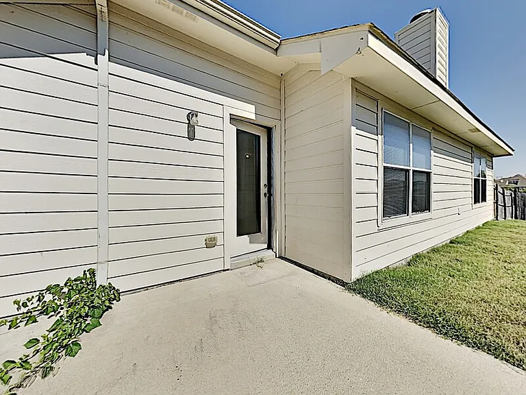 1444 Mountain Air Trl — Photo 17