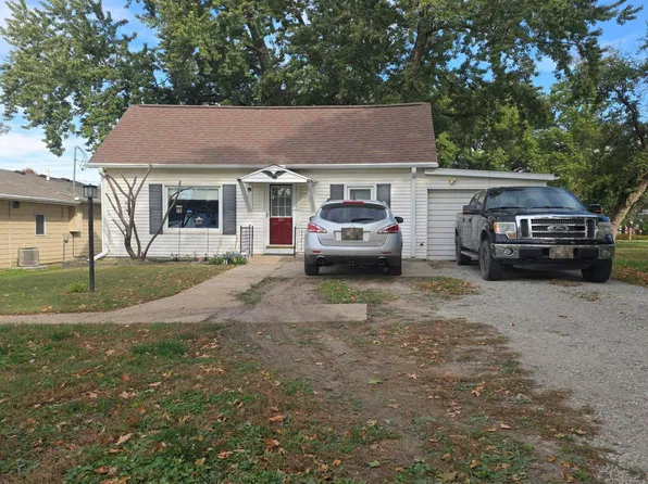 903 2nd St, Griswold, IA 51535