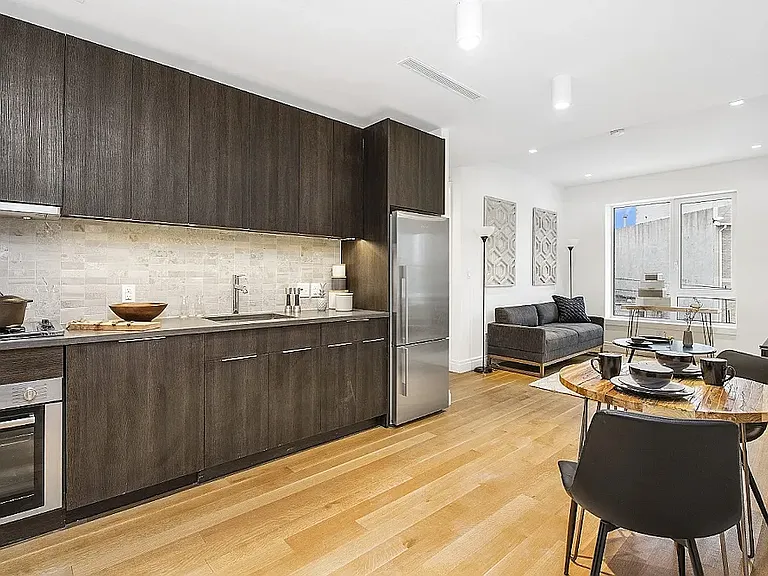 1329 Myrtle Ave #3D — Photo 5