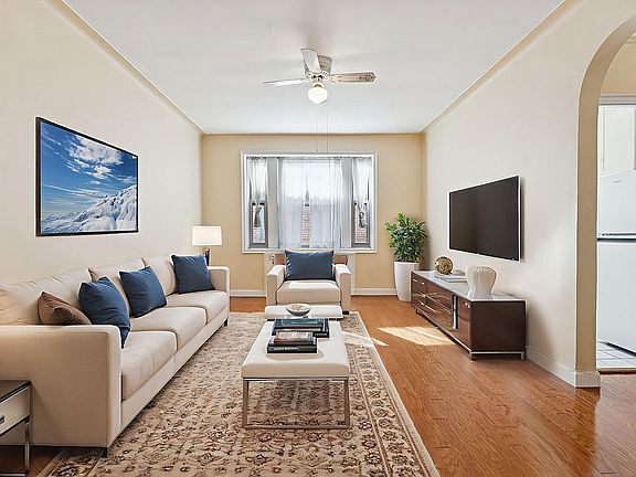 3rd image of 11031 73rd Rd APT 5N