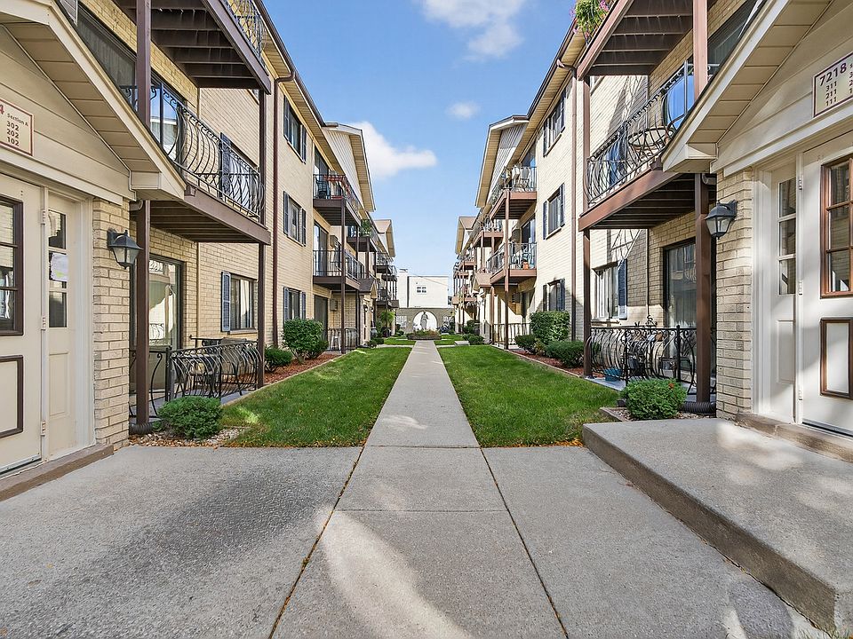 1st image of 7218 W Wrightwood Ave APT 111