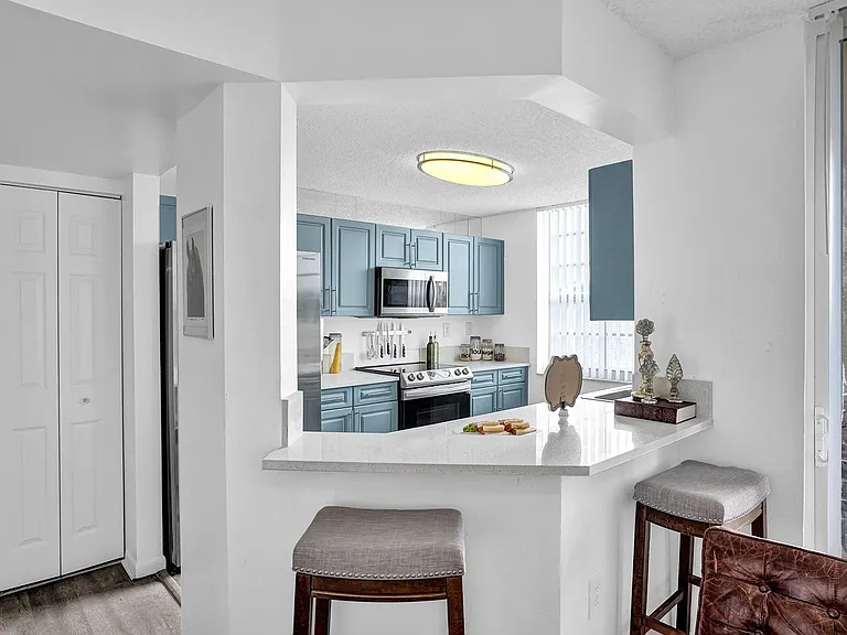 520 SE 5th Ave #2211 — Photo 11
