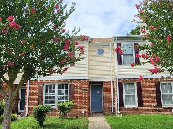 670 Hollomon Dr, Hampton, VA 23666