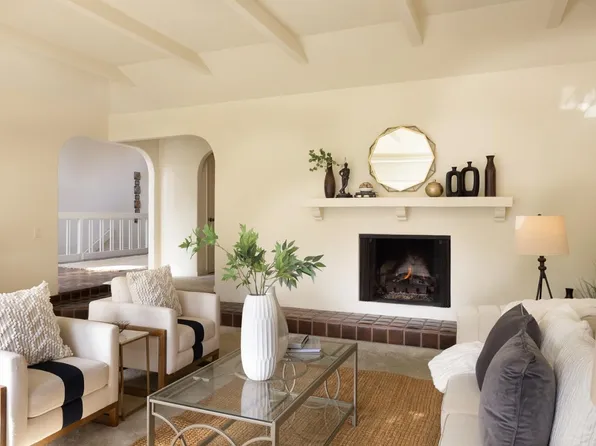 1086 Spyglass Woods Dr, Pebble Beach, CA 93953