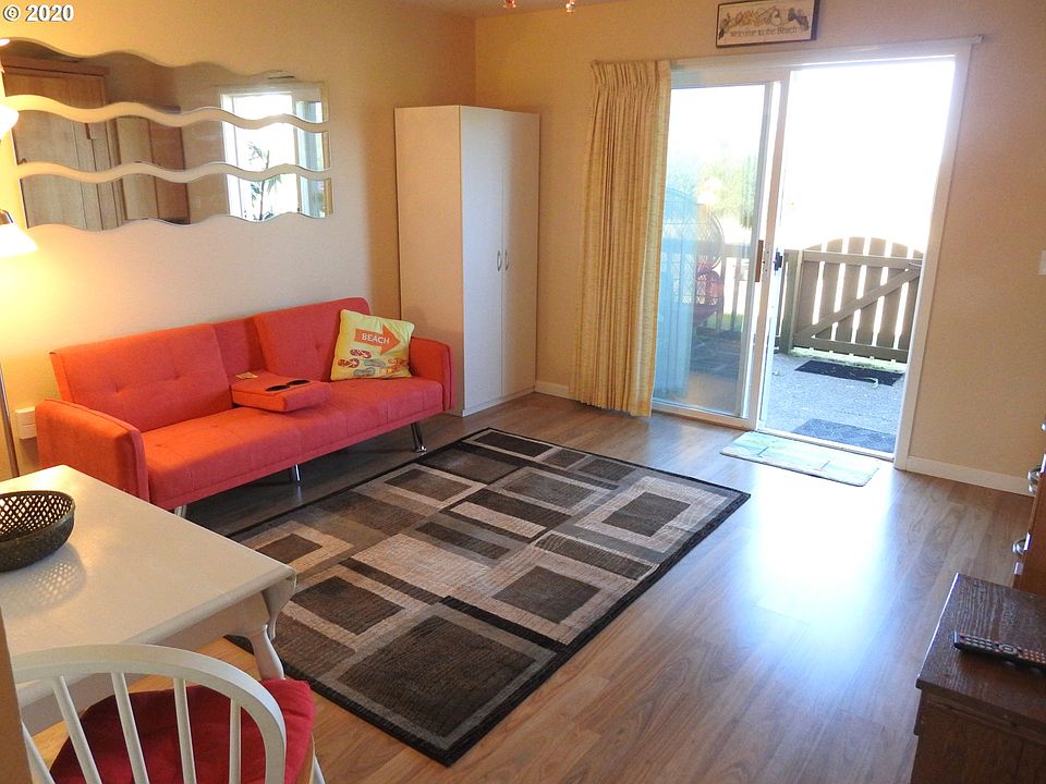 1st image of 205 Bolstad Ave W #102
