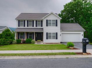 230 Ridgeview Dr, Marysville, PA 17053