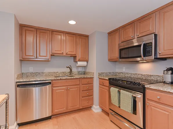 20 Chapel St APT B313, Brookline, MA 02446
