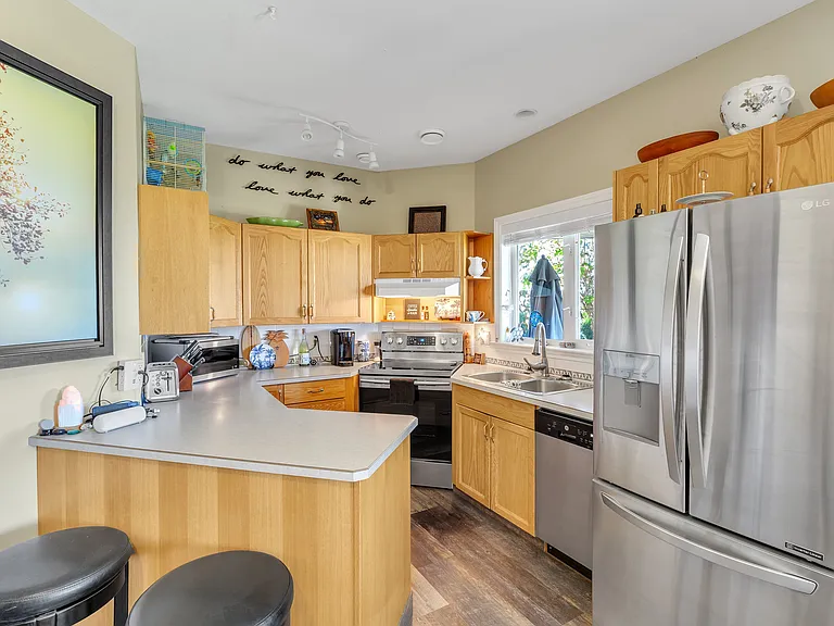 3533 Empire Pl #1 — Photo 7