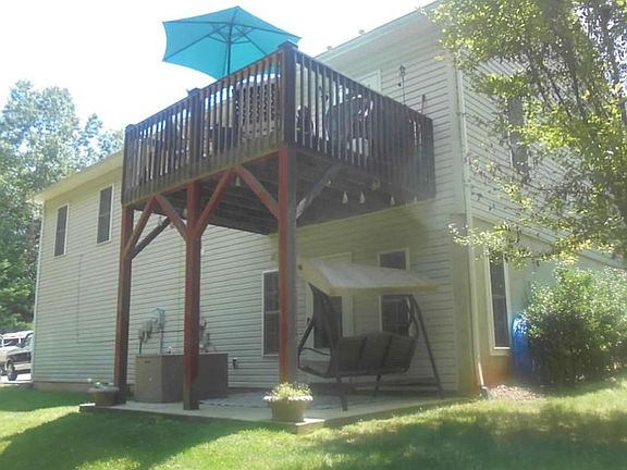 3rd image of 2031 Cam Dr