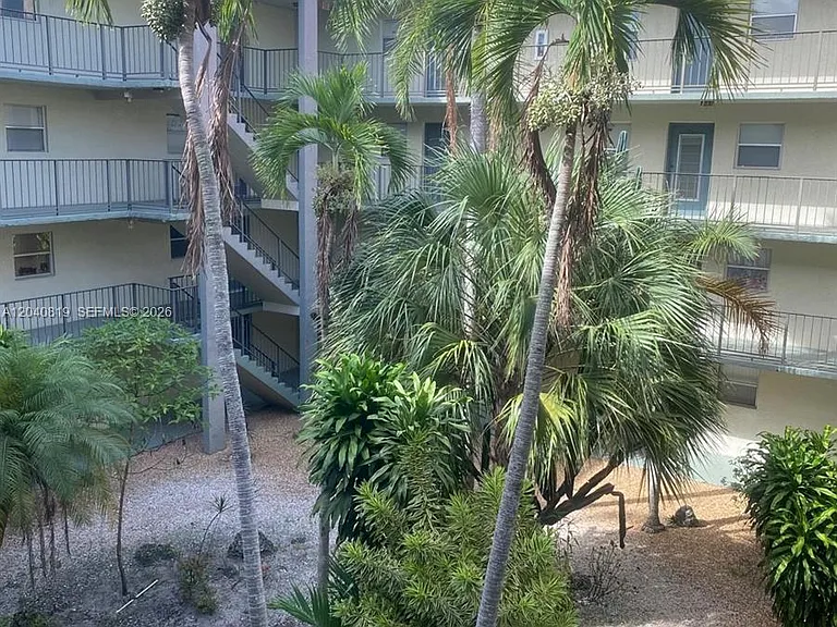 1810 SW 81st Ave #2311 — Photo 19