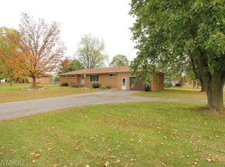 4174 Maple St, Dorr, MI 49323