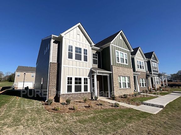 5th image of 1106 Foundry Dr