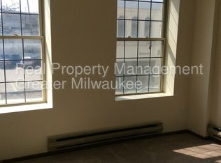 344 W Main St APT 3, Waukesha, WI 53186