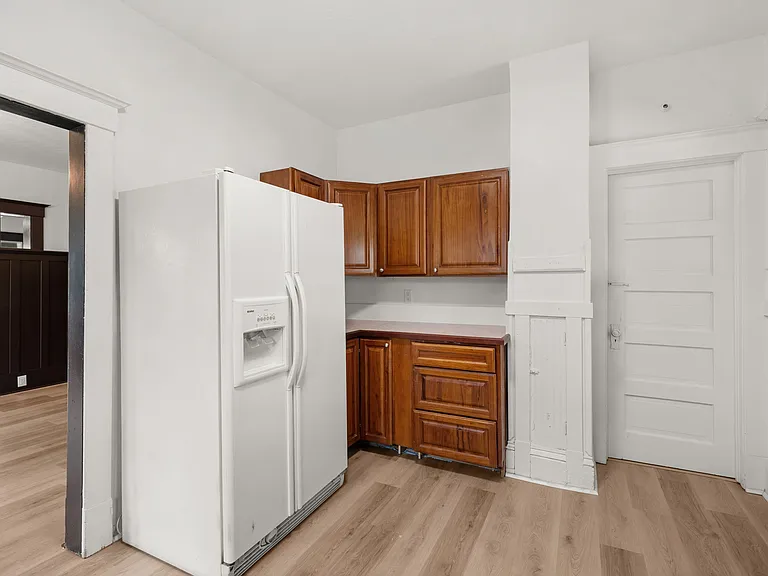 2624 W 8th Ave #A — Photo 9
