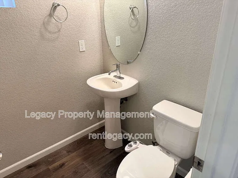 4426 Dry Creek Rd — Photo 10