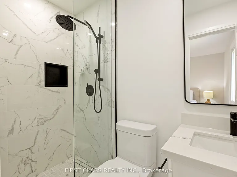 679 Village Pkwy — Photo 27