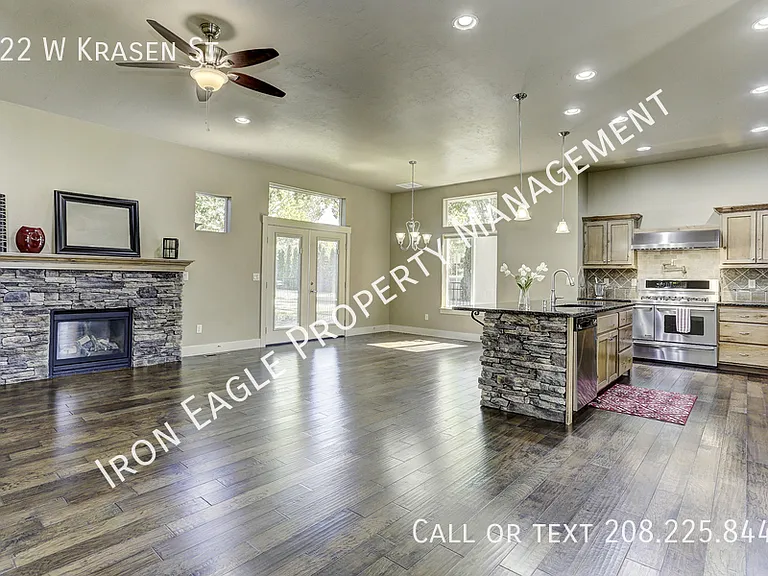 822 W Krasen St — Photo 15