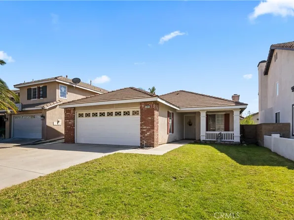 15001 Roundup Ln, Fontana, CA 92336