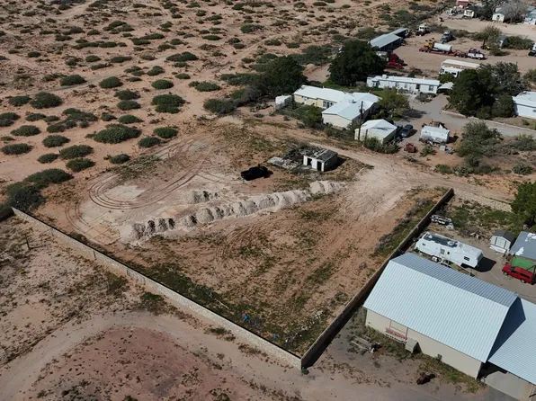 233938 Turf Rd, El Paso, TX 79938