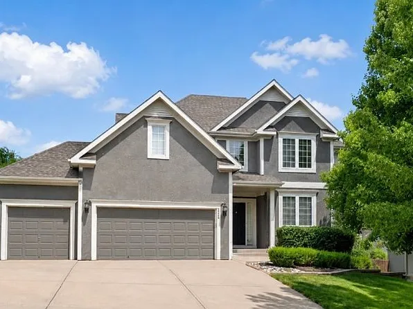 8604 NE 99th St, Kansas City, MO 64157