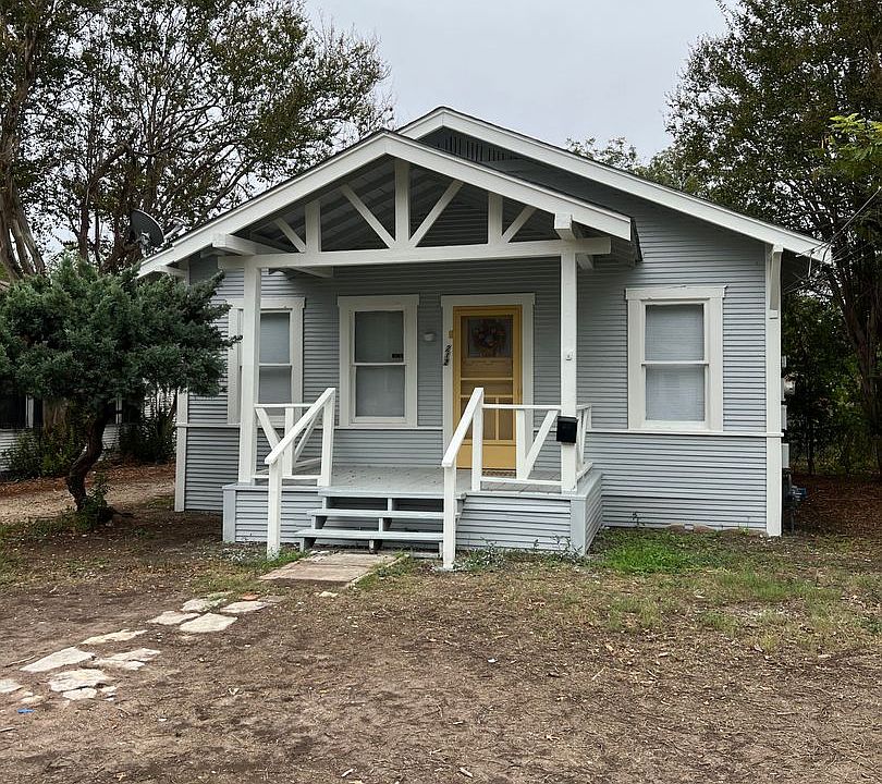 1st image of 212 Barrett Ave