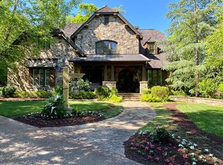 300 Trimble Crest Dr, Sandy Springs, GA 30342