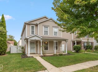 912 Brookstone Dr, Franklin, IN 46131