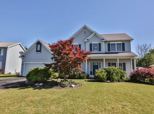 62 Cape Henry Trl, West Henrietta, NY 14586