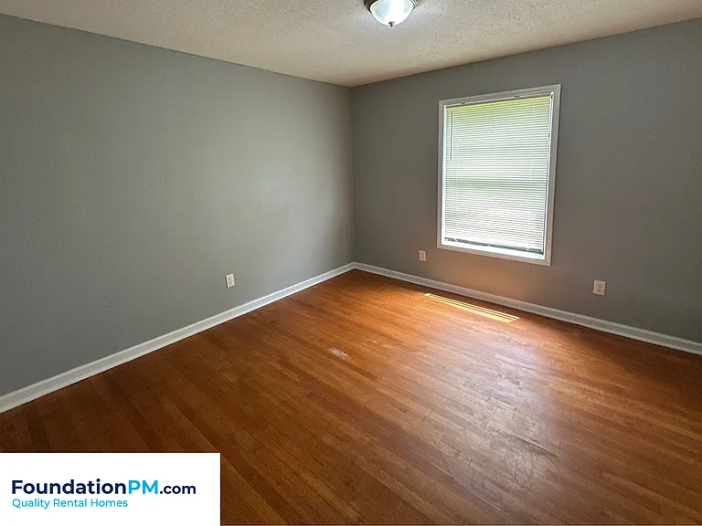 5028 Cheston Ave — Photo 15