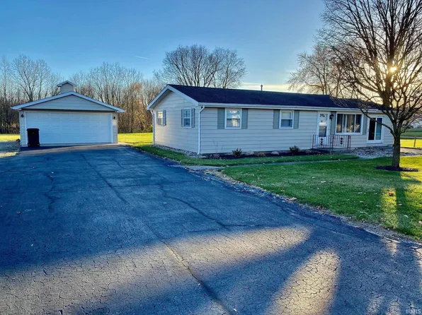 10022 Donald Ave, Leo, IN 46765