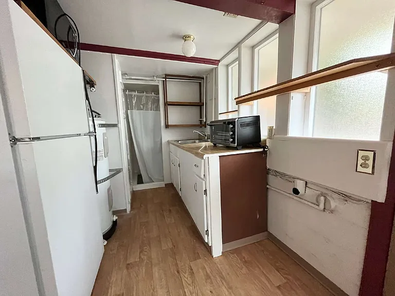 2518 Chula Vista Blvd #B — Photo 16