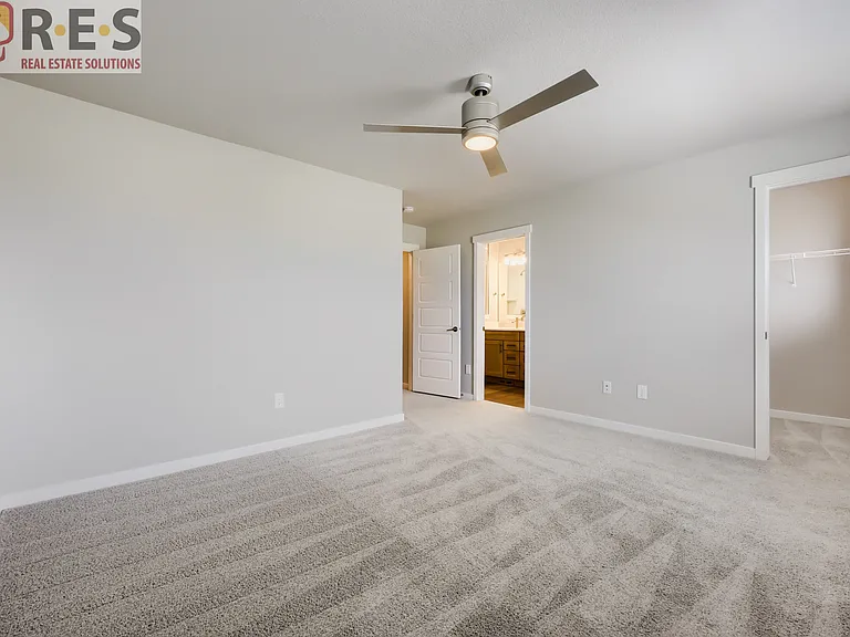 3659 Levy Park Dr — Photo 7