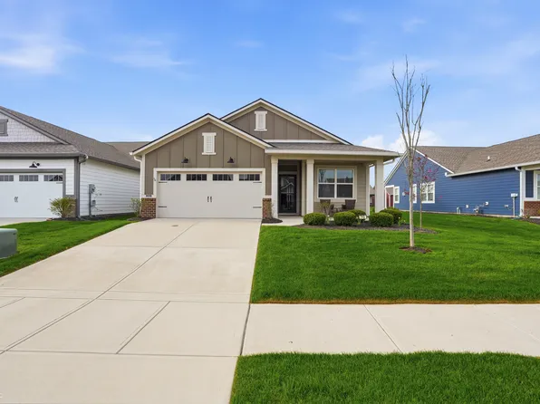 713 Ehrlich Ln, Westfield, IN 46074