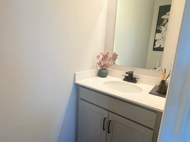 8951 Philmont Curve Dr — Photo 12