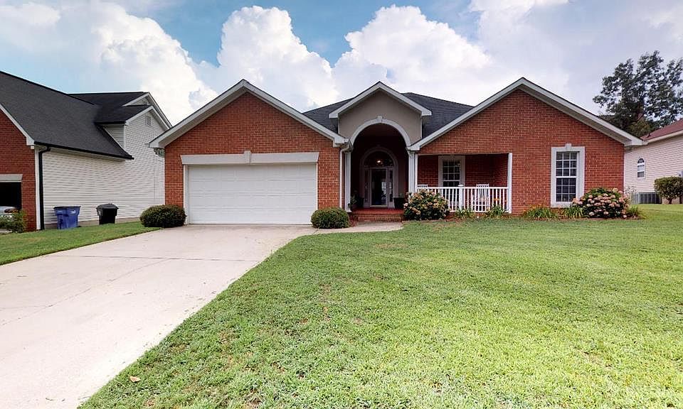 1st image of 3008 Saint James Pl