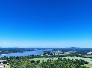 15912 Summit View Ln, Maumelle, AR 72113