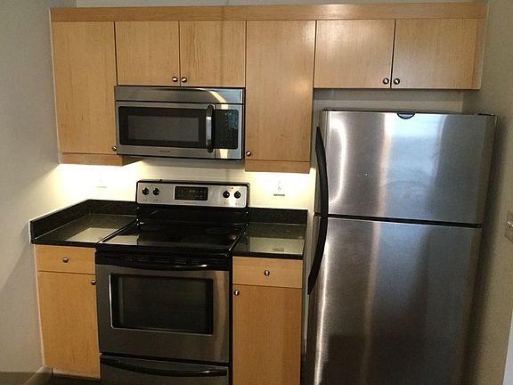 3rd image of 1101 W Marshall St APT 133