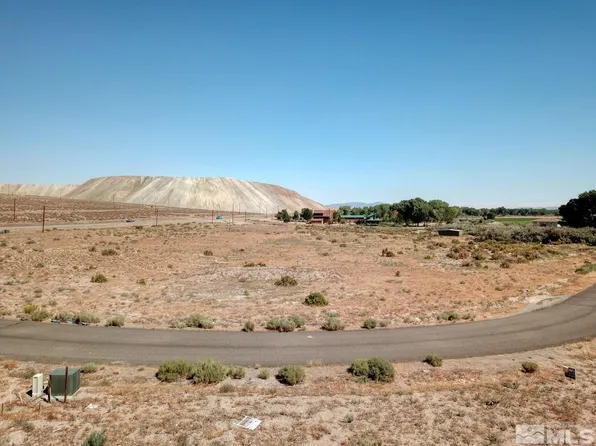 8 Margaroli Way, Yerington, NV 89447