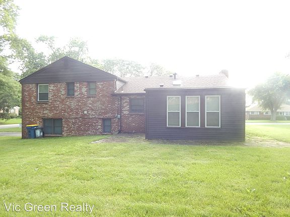 2nd image of 7541 Mintwood St
