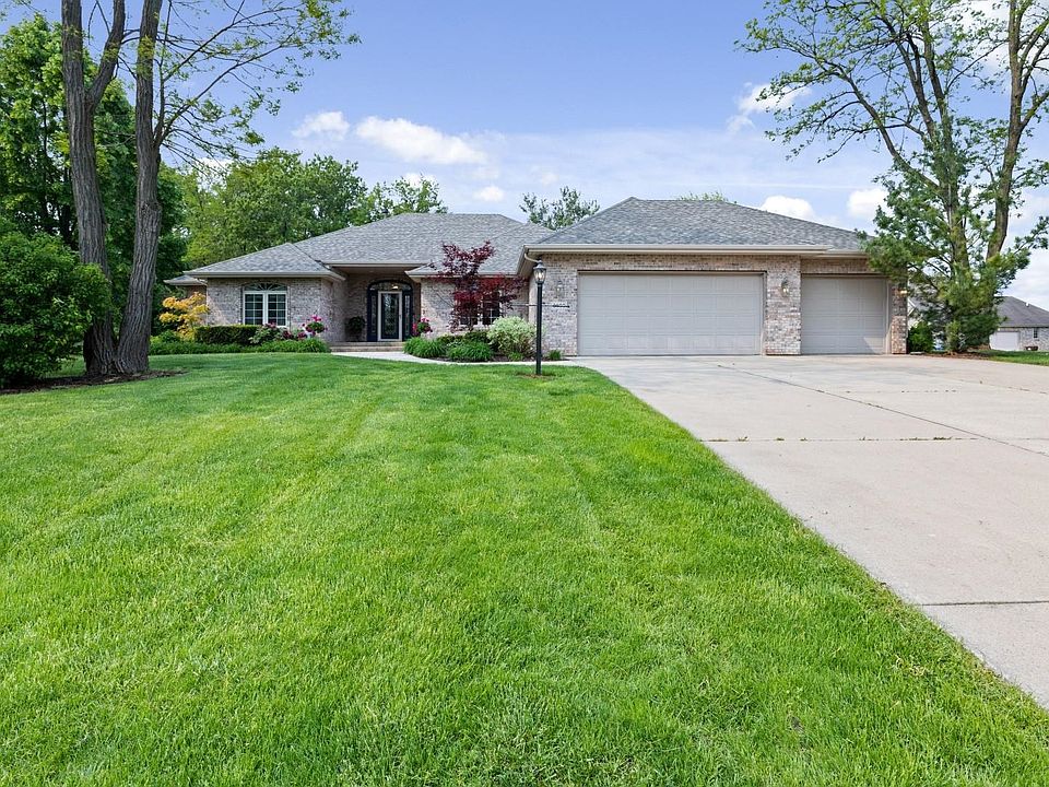 1st image of 3850 Hermitage Trl
