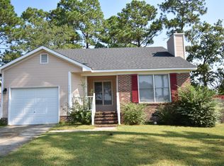 7136 Dayspring Dr, Fayetteville, NC 28314