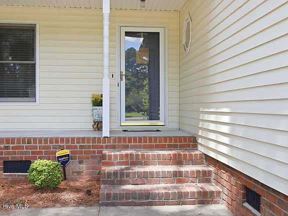 5th image of 1524 Batts Circle