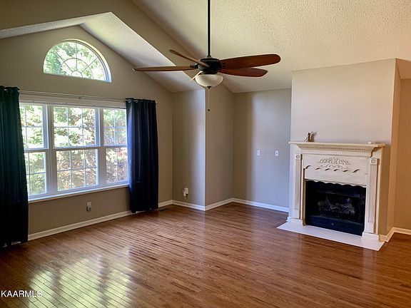 2nd image of 2106 Colby Dr